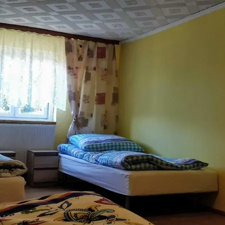 U Anny Δωμάτια σε οικογενειακή κατοικία Boleslawiec (Lower Silesia)